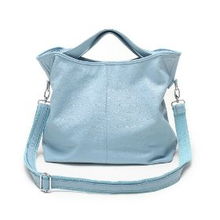 探索时尚魅力 dudu女士斜挎包1102010802引领日常穿搭新风尚